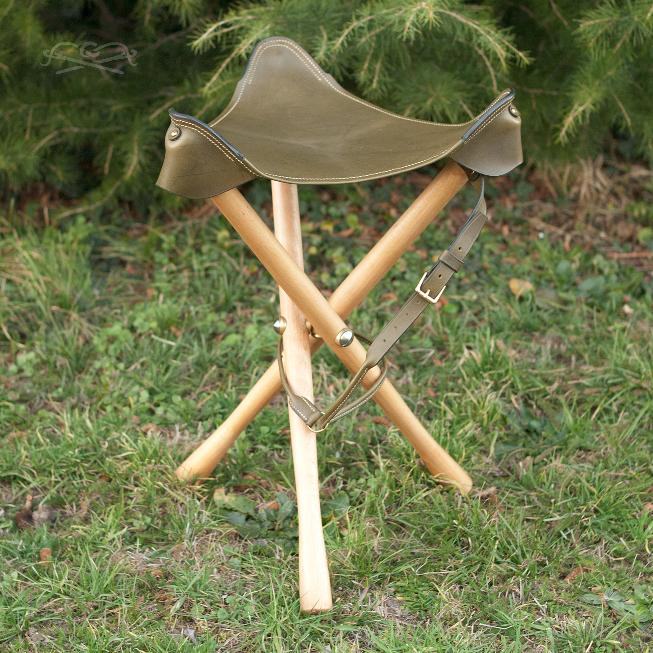 tabouret_chasse_02